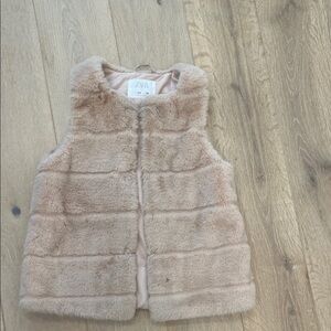 Zara Plush Faux Fur Vest in Light Pink